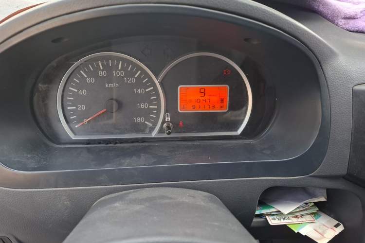 Used BAIC Weiwang 306 2013 1.2L Value Edition Basic 7-Seater A12 China IV Standard Odometer Close Up