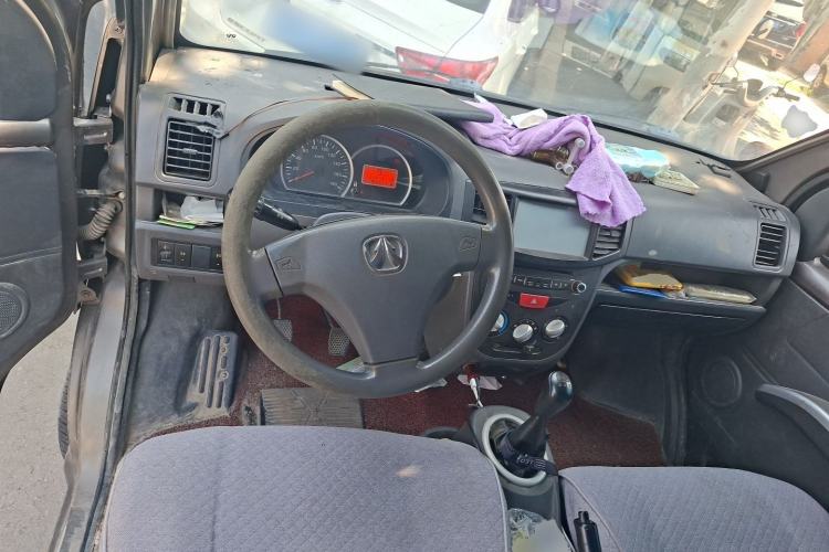 Used BAIC Weiwang 306 2013 1.2L Value Edition Basic 7-Seater A12 China IV Standard Steering Wheel