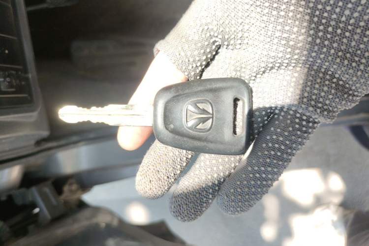 Used BAIC Weiwang 306 2013 1.2L Value Edition Basic 7-Seater A12 China IV Standard Vehicle Key