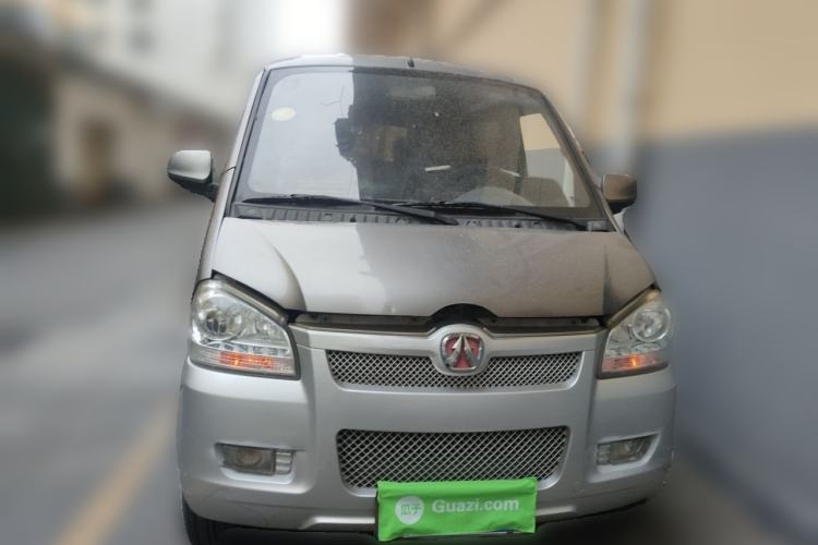 Used BAIC Weiwang 306 2013 1.2L Value Edition Comfort Type 7 Seats A12 China IV Emission Standard Front