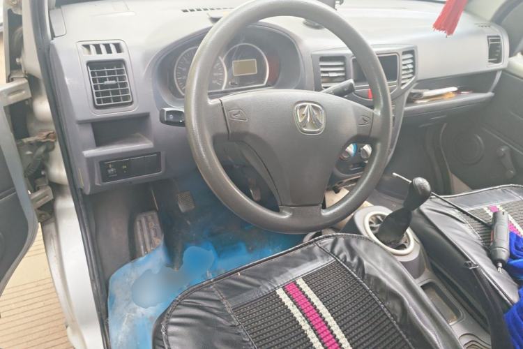 Used BAIC Weiwang 306 2013 1.2L Value Edition Basic CNG 7-seater A12 China IV Center Console