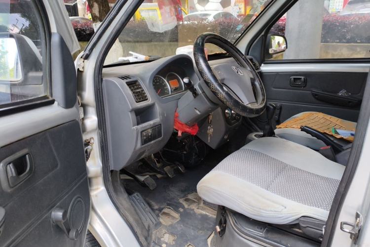 Used BAIC Weiwang 306 2013 1.2L Value Edition Basic 7-Seater A12 China IV Standard Driver Seat