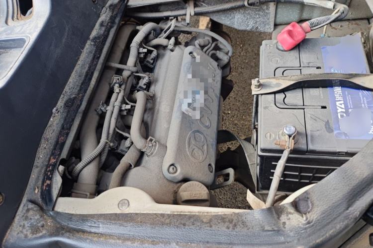 Used BAIC Weiwang 306 2013 1.2L Value Edition Basic 7-Seater A12 China IV Standard Engine Bay