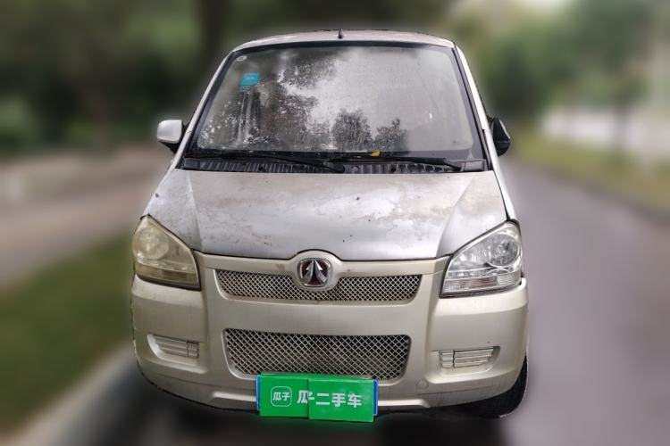 Used BAIC Weiwang 306 2013 1.2L Value Edition Luxury 8-Seater A12 China IV Emission Standard Front