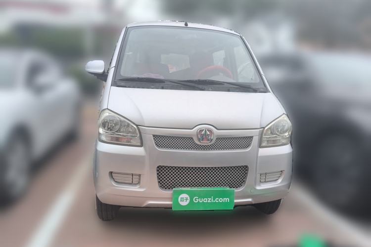 Used BAIC Weiwang 306 2013 1.2L Value Edition Luxury 8-Seater A12 China IV Emission Standard Front