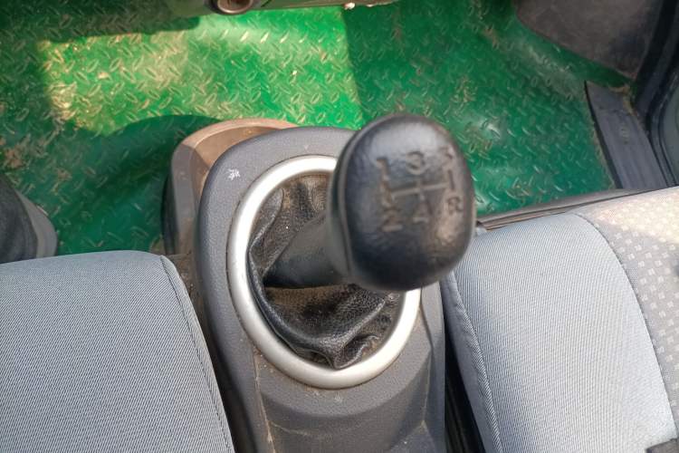 Used BAIC Weiwang 306 2013 1.2L Value Edition Basic 7-Seater A12 China IV Standard Gear Lever