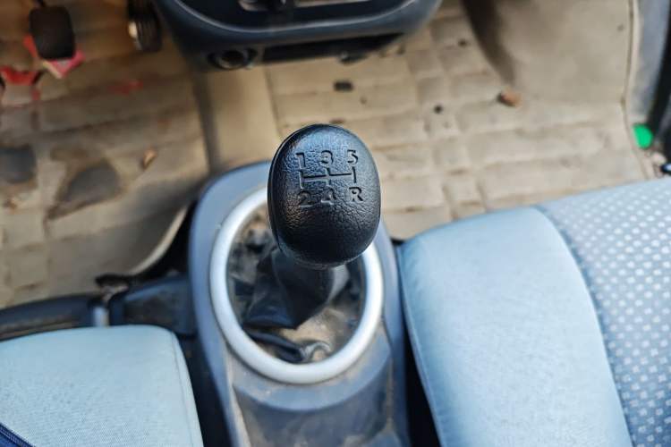 Used BAIC Weiwang 306 2013 1.2L Value Edition Basic 7-Seater A12 China IV Standard Gear Lever