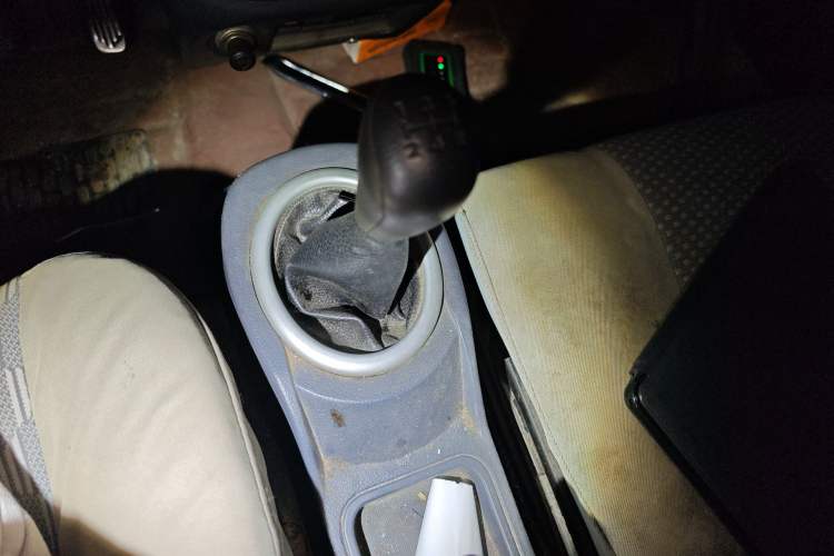 Used BAIC Weiwang 306 2013 1.2L Value Edition Basic 7-Seater A12 China IV Standard Gear Lever