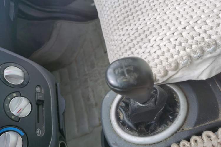 Used BAIC Weiwang 306 2013 1.2L Value Edition Basic 7-Seater A12 China IV Standard Gear Lever