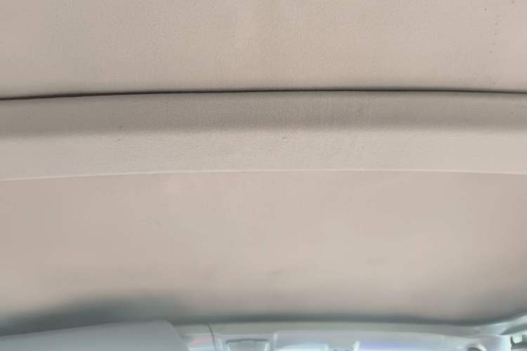 Used BAIC Weiwang 306 2013 1.2L Value Edition Luxury 8-Seater A12 China IV Emission Standard Headliner