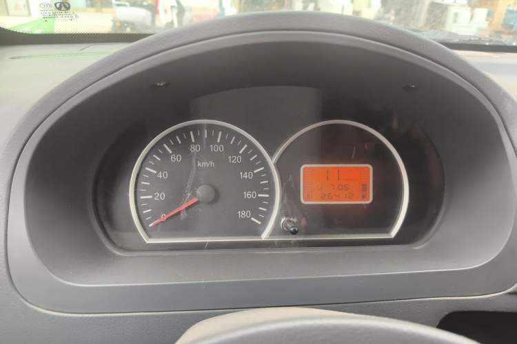 Used BAIC Weiwang 306 2013 1.2L Value Edition Luxury 8-Seater A12 China IV Emission Standard Instrument Cluster