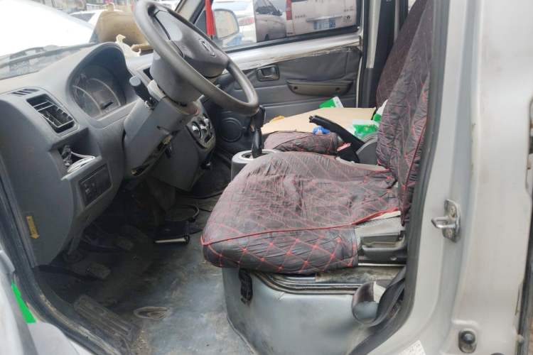 Used BAIC Weiwang 306 2013 1.2L Value Edition Basic 7-Seater A12 China IV Standard Left Front Seat