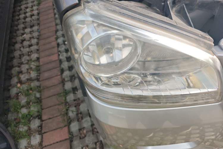 Used BAIC Weiwang 306 2013 1.2L Value Edition Basic 7-Seater A12 China IV Standard Right Front Headlight