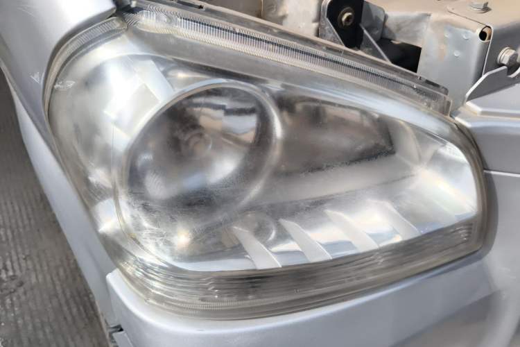 Used BAIC Weiwang 306 2013 1.2L Value Edition Basic CNG 7-seater A12 China IV Right Front Headlight