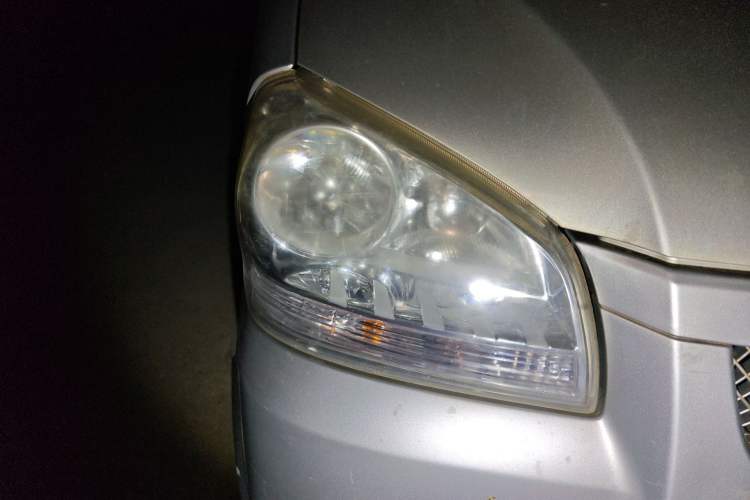 Used BAIC Weiwang 306 2013 1.2L Value Edition Basic 7-Seater A12 China IV Standard Right Front Headlight