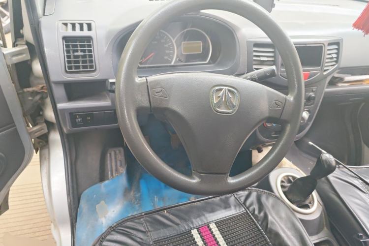 Used BAIC Weiwang 306 2013 1.2L Value Edition Basic CNG 7-seater A12 China IV Steering Wheel