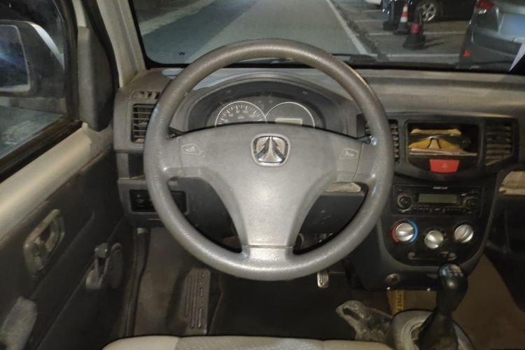Used BAIC Weiwang 306 2013 1.2L Value Edition Basic 7-Seater A12 China IV Standard Steering Wheel
