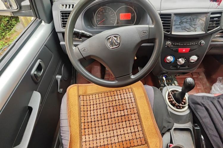 Used BAIC Weiwang 306 2013 1.2L Value Edition Basic 7-Seater A12 China IV Standard Steering Wheel