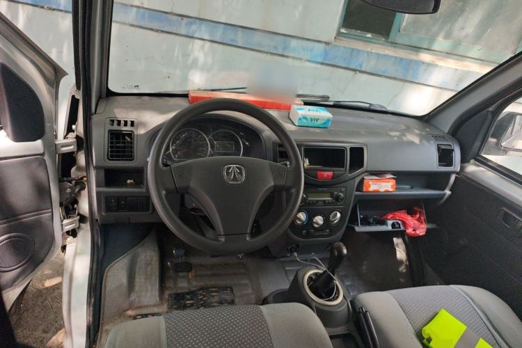 Used BAIC Weiwang 306 2013 1.2L Value Edition Basic 7-Seater A12 China IV Standard Steering Wheel
