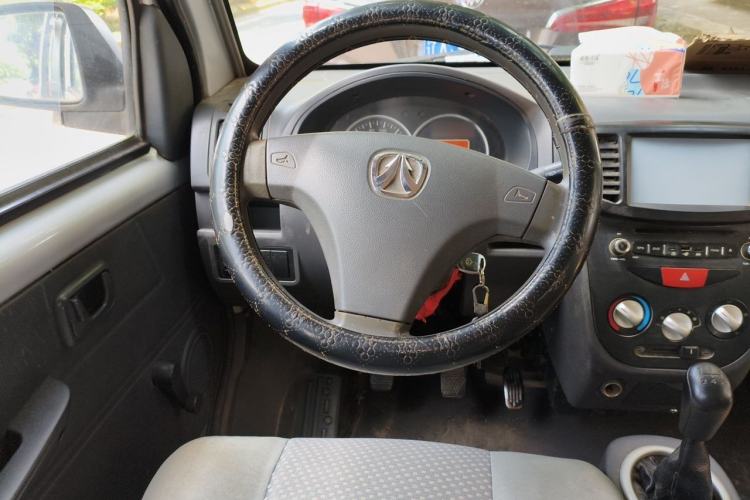 Used BAIC Weiwang 306 2013 1.2L Value Edition Basic 7-Seater A12 China IV Standard Steering Wheel