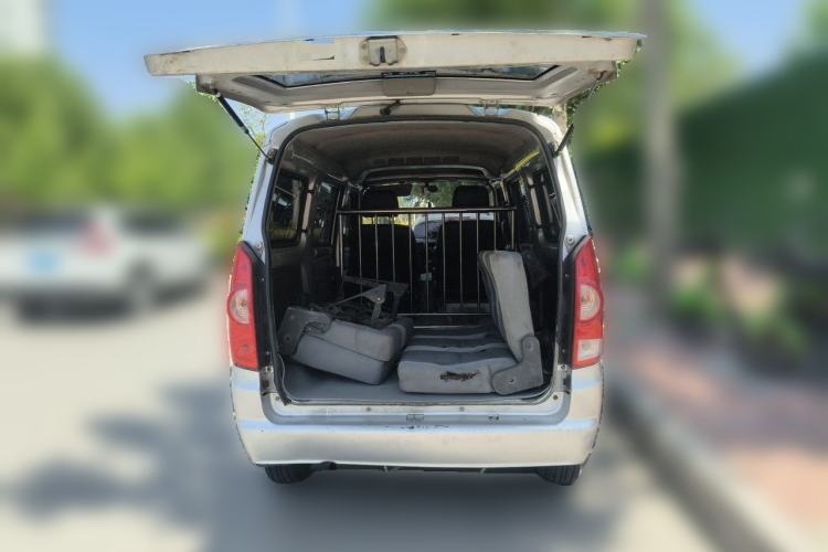 Used BAIC Weiwang 306 2013 1.2L Value Edition Basic CNG 7-seater A12 China IV Trunk