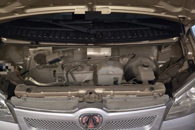 Used BAIC Weiwang 306 2013 1.2L Value Edition Basic 7-Seater A12 China IV Standard Engine Bay