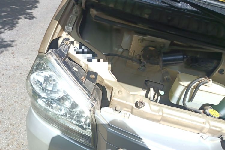 Used BAIC Weiwang 306 2013 1.2L Value Edition Basic 7-Seater A12 China IV Standard Engine Bay Right