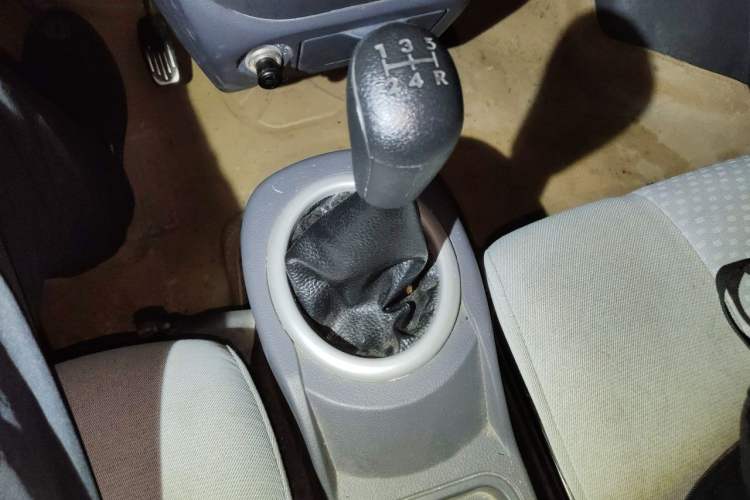 Used BAIC Weiwang 306 2013 1.2L Value Edition Basic 7-Seater A12 China IV Standard Gear Lever