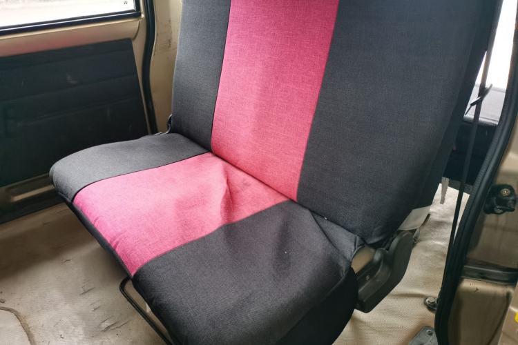 Used BAIC Weiwang 306 2013 1.2L Value Edition Comfort Type 7 Seats A12 China IV Emission Standard Left Rear Seat