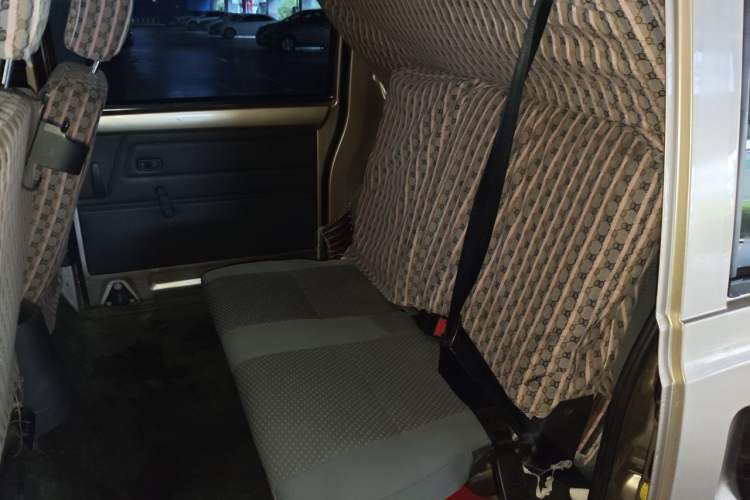 Used BAIC Weiwang 306 2013 1.2L Value Edition Basic 7-Seater A12 China IV Standard Left Rear Seat