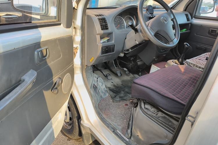 Used BAIC Weiwang 306 2014 1.2L Value Edition Van Comfort Type 2 Seats A12 China V Emission Standard Driver Seat