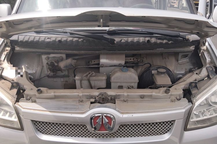 Used BAIC Weiwang 306 2014 1.2L Value Edition Van Basic Type 5 Seats A12 China IV Emission Standard Engine Bay