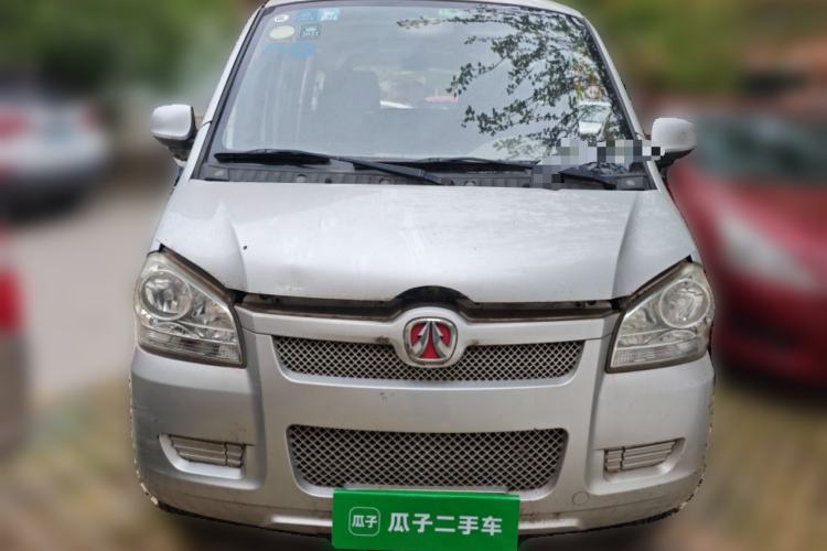 Used BAIC Weiwang 306 2014 1.2L Value Edition Van Basic Type 5 Seats A12 China IV Emission Standard Front