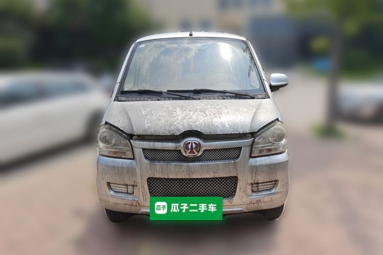 Used BAIC Weiwang 306 2014 1.2L Value Edition Van Basic Type 2 Seats A12 China IV Emission Standard Front