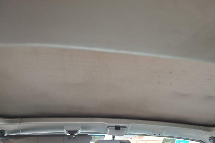 Used BAIC Weiwang 306 2014 1.2L Value Edition Van Basic Type 5 Seats A12 China IV Emission Standard Headliner