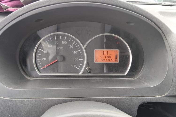 Used BAIC Weiwang 306 2014 1.2L Value Edition Van Basic Type 5 Seats A12 China IV Emission Standard Instrument Cluster