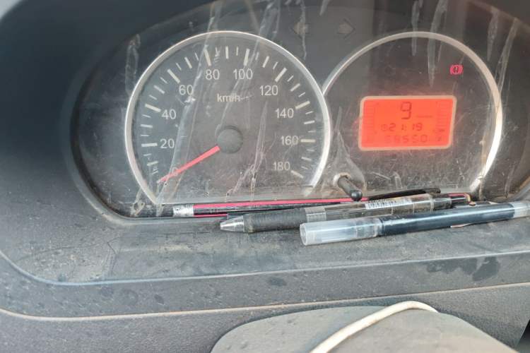 Used BAIC Weiwang 306 2014 1.2L Value Edition Van Basic Type 5 Seats A12 China IV Emission Standard Instrument Cluster