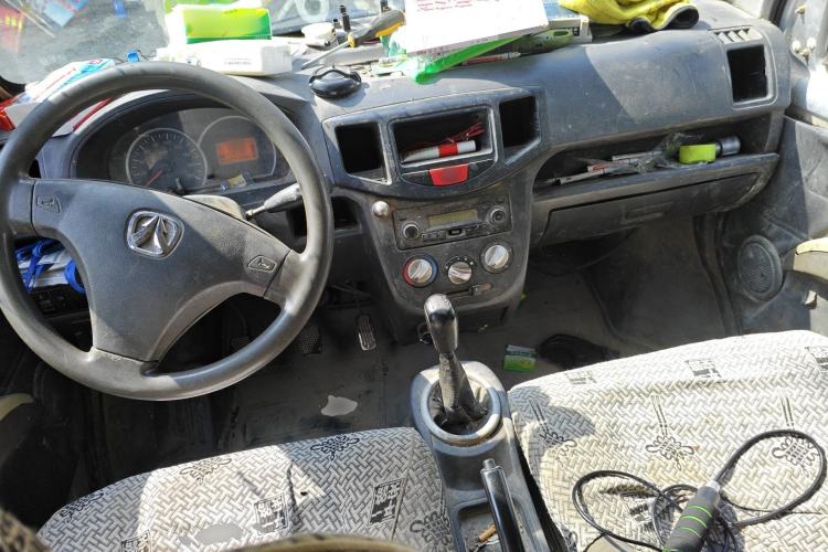 Used BAIC Weiwang 306 2016 1.2L Basic Version 7 Seats A12 China IV Emission Standard Center Console