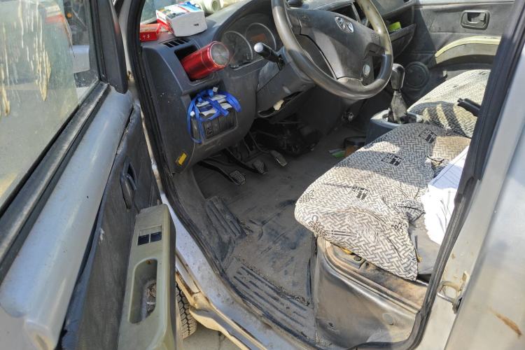 Used BAIC Weiwang 306 2016 1.2L Basic Version 7 Seats A12 China IV Emission Standard Driver Seat