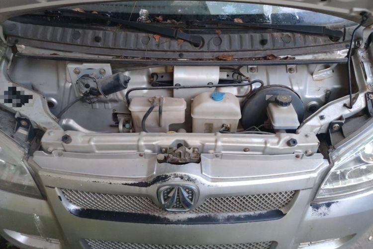 Used BAIC Weiwang 306 2016 1.2L Basic Version 7 Seats A12 China V Emission Standard Engine Bay