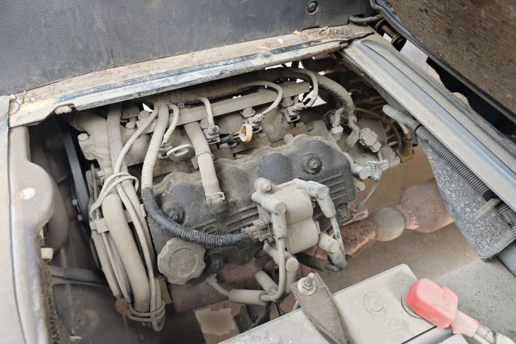 Used BAIC Weiwang 306 2016 1.0L Basic Version 7-Seater LJ465 Engine Bay