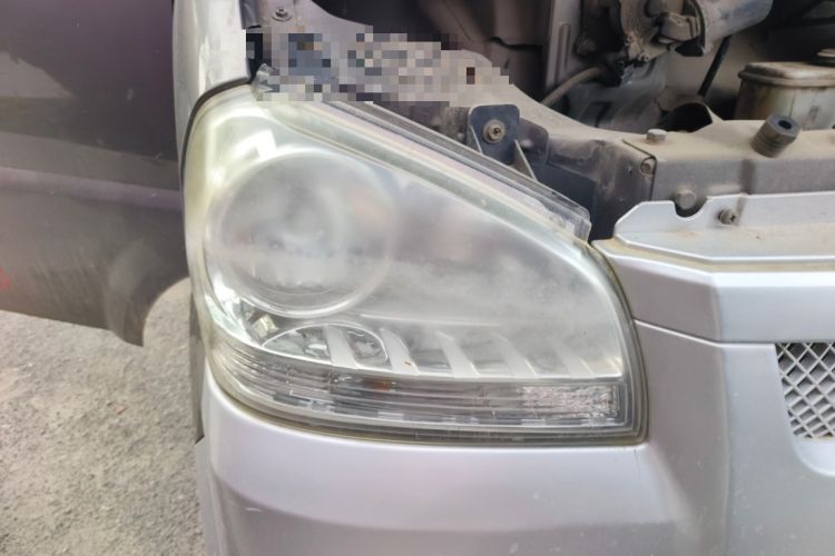 Used BAIC Weiwang 306 2016 1.2L Basic Version 7 Seats A12 China IV Emission Standard Right Front Headlight