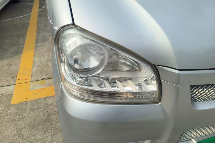 Used BAIC Weiwang 306 2016 1.2L Basic Version 7 Seats A12 China V Emission Standard Right Front Headlight