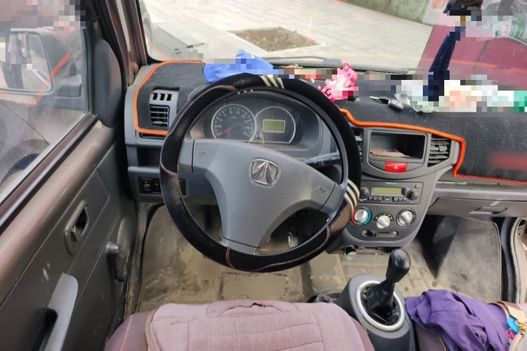 Used BAIC Weiwang 306 2016 1.2L Basic Version 7 Seats A12 China IV Emission Standard Steering Wheel