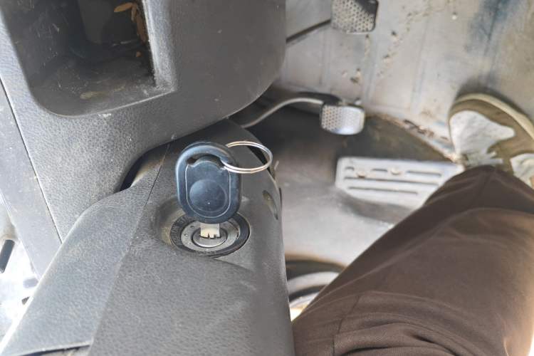 Used BAIC Weiwang 306 2016 1.2L Basic Version 7 Seats A12 China IV Emission Standard Vehicle Key