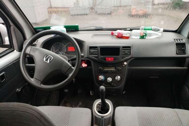 Used BAIC Weiwang 306 2016 1.2L Basic Version 7 Seats A12 China V Emission Standard Center Console