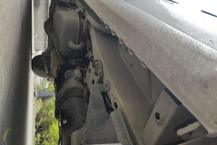 Used BAIC Weiwang 306 2016 1.2L Basic Version 7 Seats A12 China IV Emission Standard Chassis Front Right