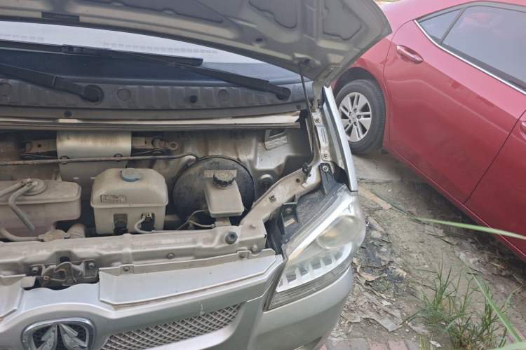 Used BAIC Weiwang 306  Engine Bay Left
