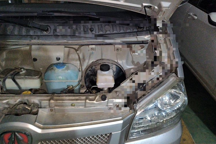 Used BAIC Weiwang 306 2016 1.0L Basic Version 7-Seater LJ465 Engine Bay Left