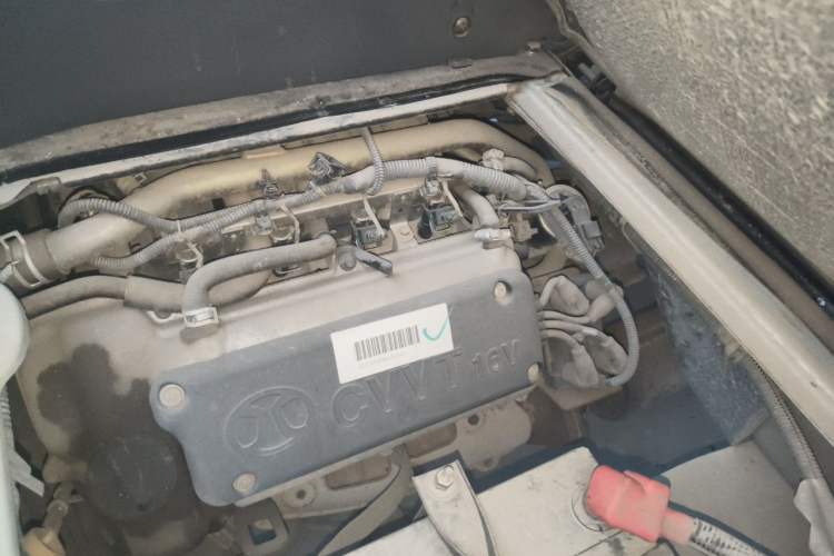 Used BAIC Weiwang 306 2016 1.2L Basic Version 7 Seats A12 China IV Emission Standard Engine Bay Left